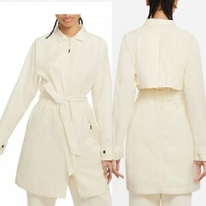 Nike Trench Coats for Women - Poshmark